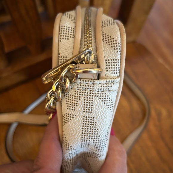 Michael Kors Fulton Signature MK Logo Small Crossbody EUC! - Picture 6 of 14